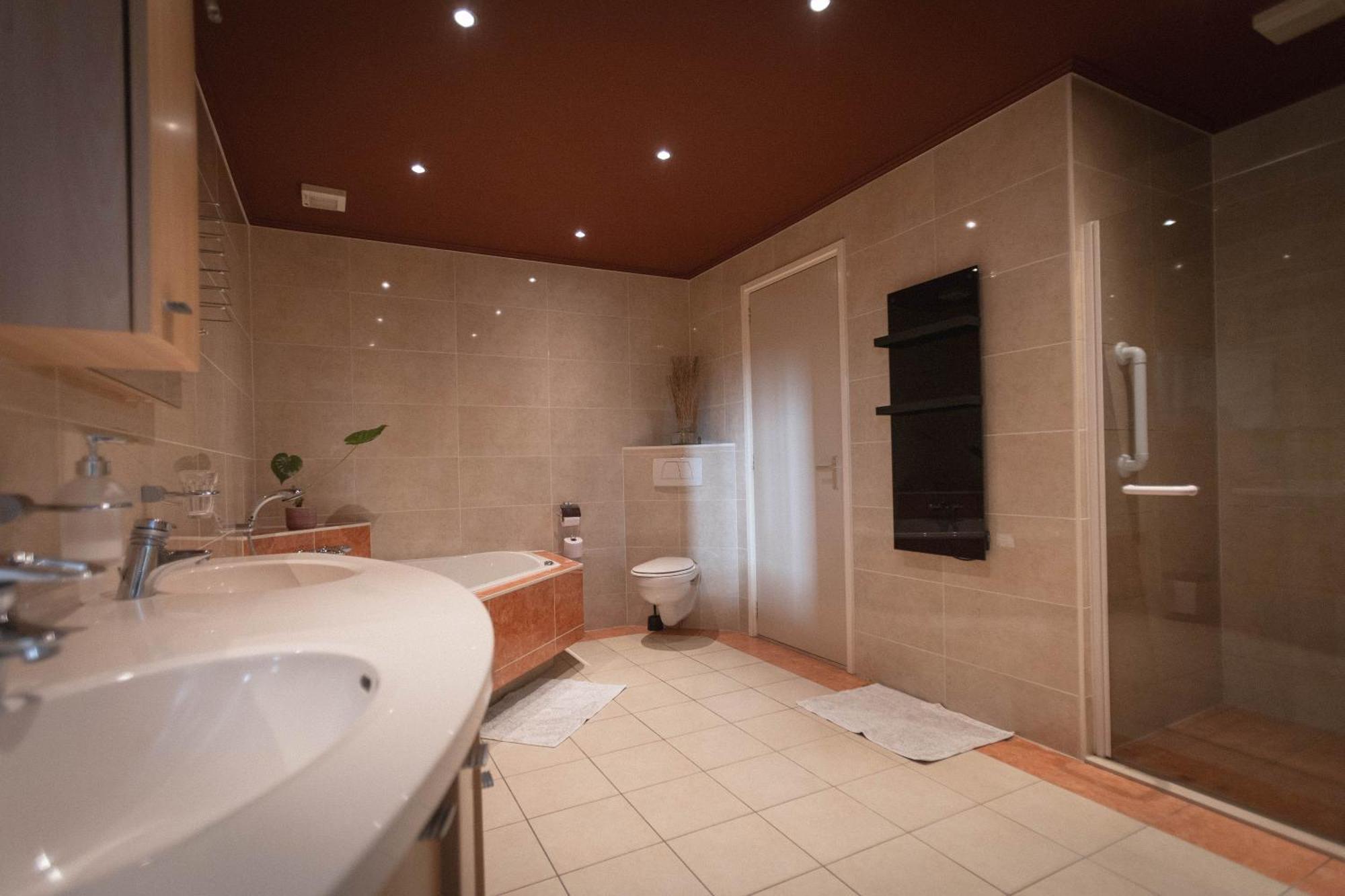Burgum Boukje Har Bed En Brochje B&B 외부 사진